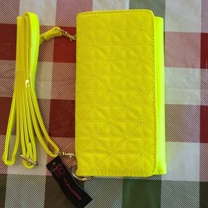 RETRO looking trifold Wristlet